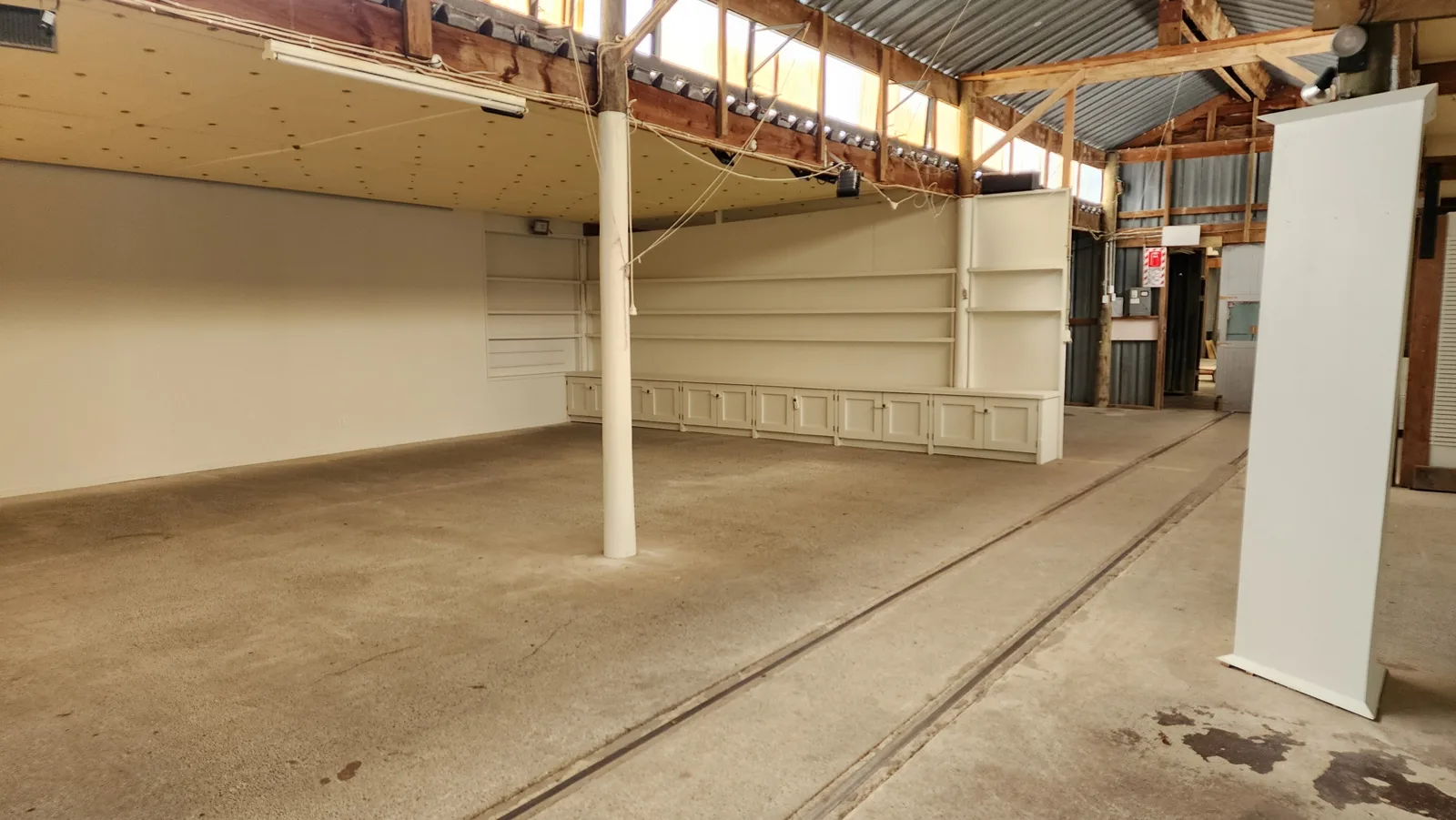 The Morris & James site, empty and packed up