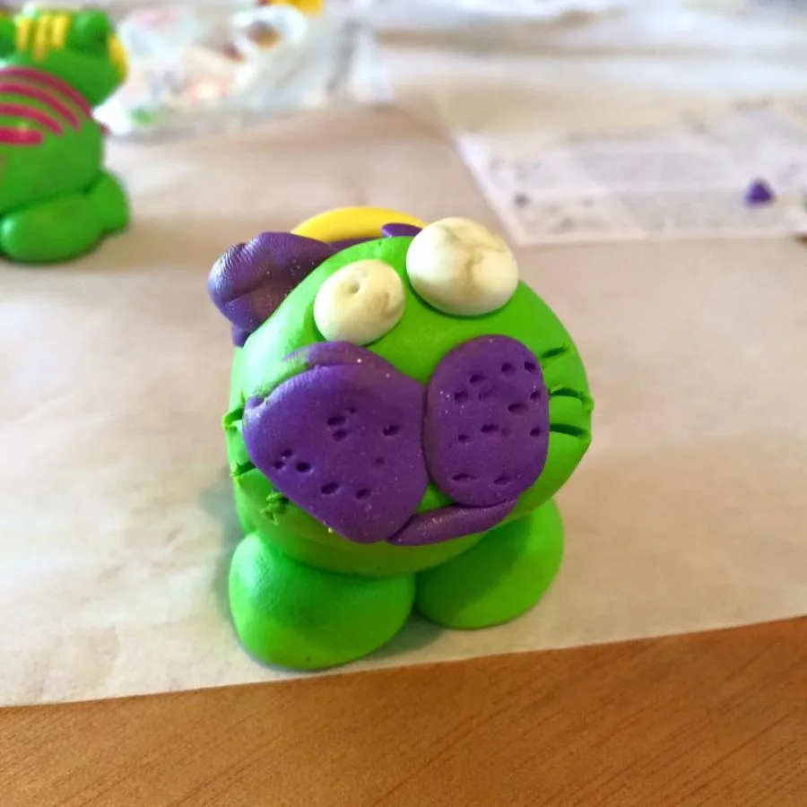 A clay cat made in a Klay Master workshop
