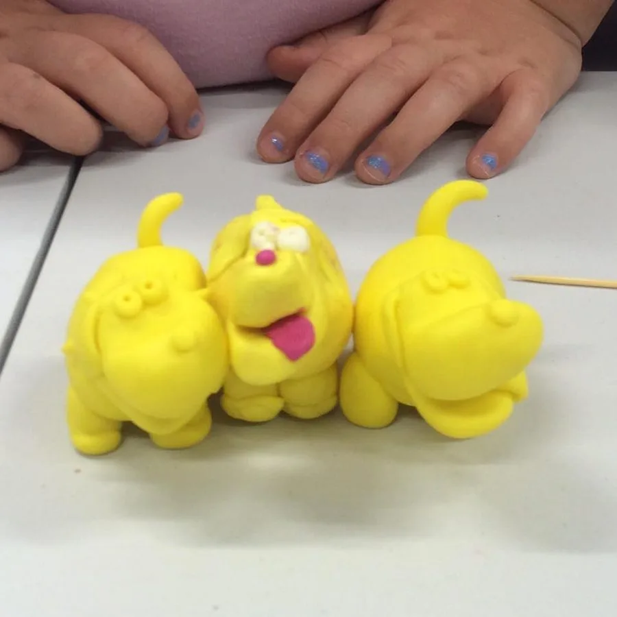 A clay dog made in a Klay Master workshop