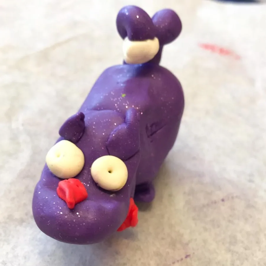 A clay dog made in a Klay Master workshop