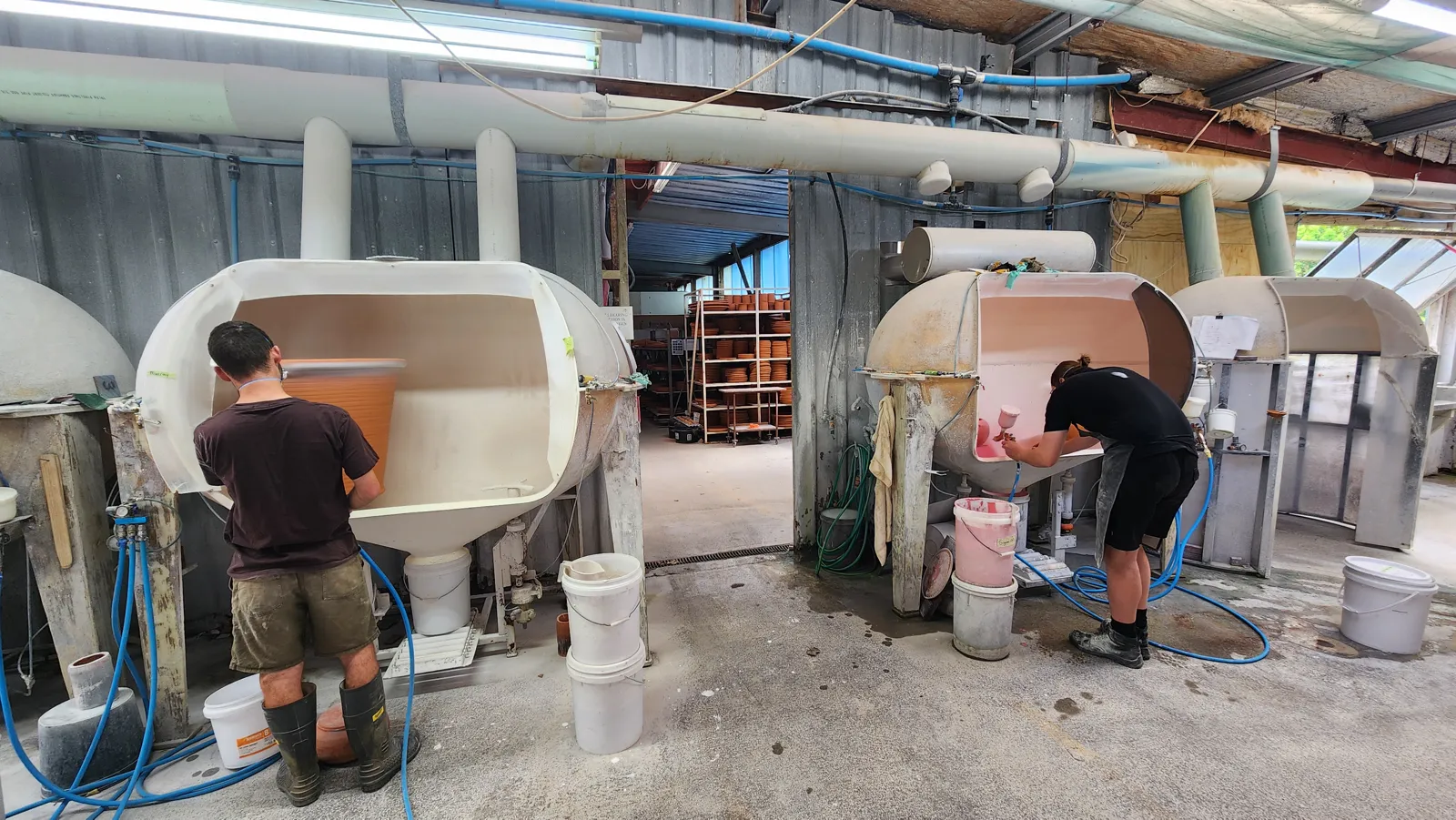 Glazing in the spray booths